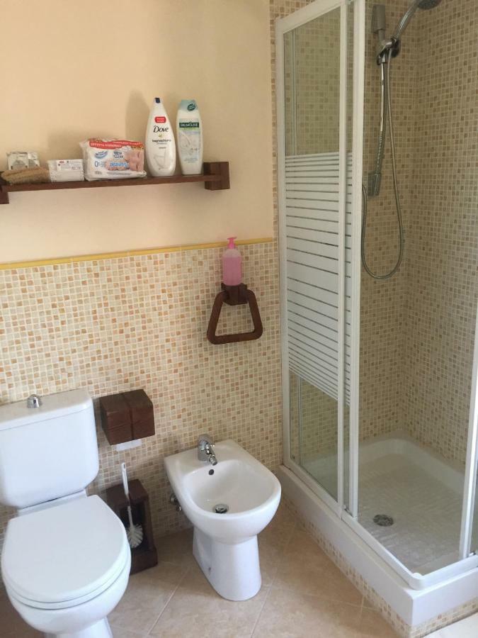 Casa Vacanze Elena Rometta 외부 사진