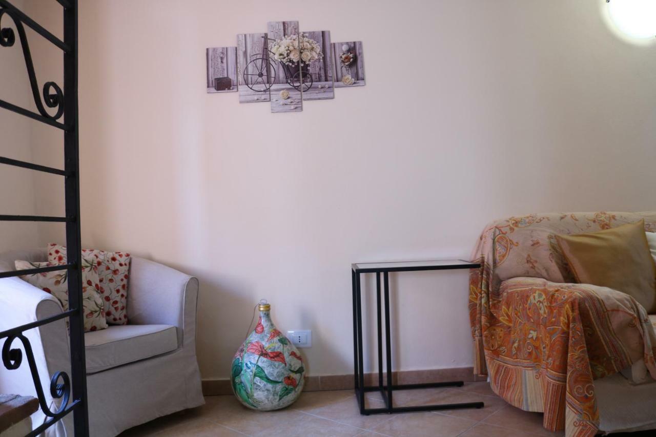 Casa Vacanze Elena Rometta 외부 사진